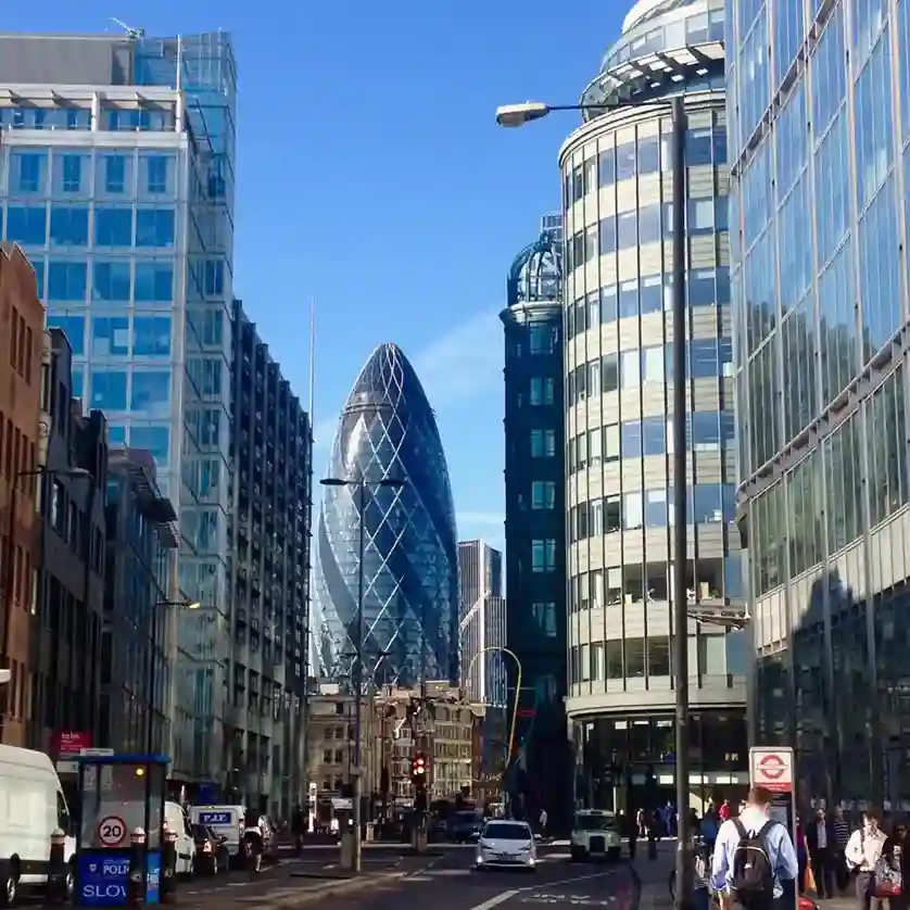 Discover top Canary Wharf attractions with expert estate agents
