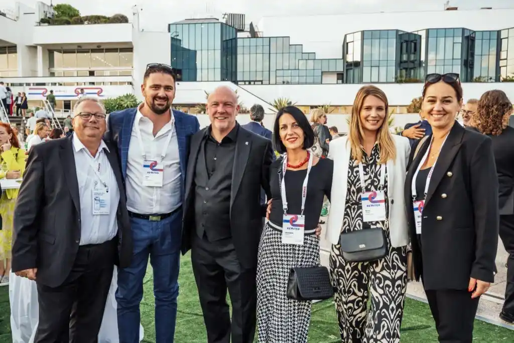 Enjoy RE/MAX convention 2022 | Real Estate Agents London